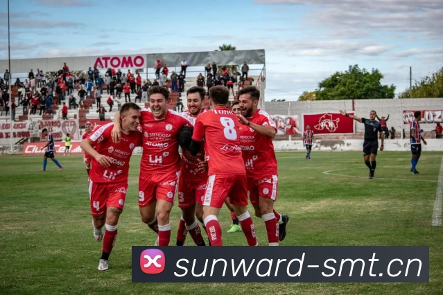 意外！为何有实力的本土国脚球员都想来上港拒绝去申花？原因找到了_穆斯卡特_本赛季_李新翔